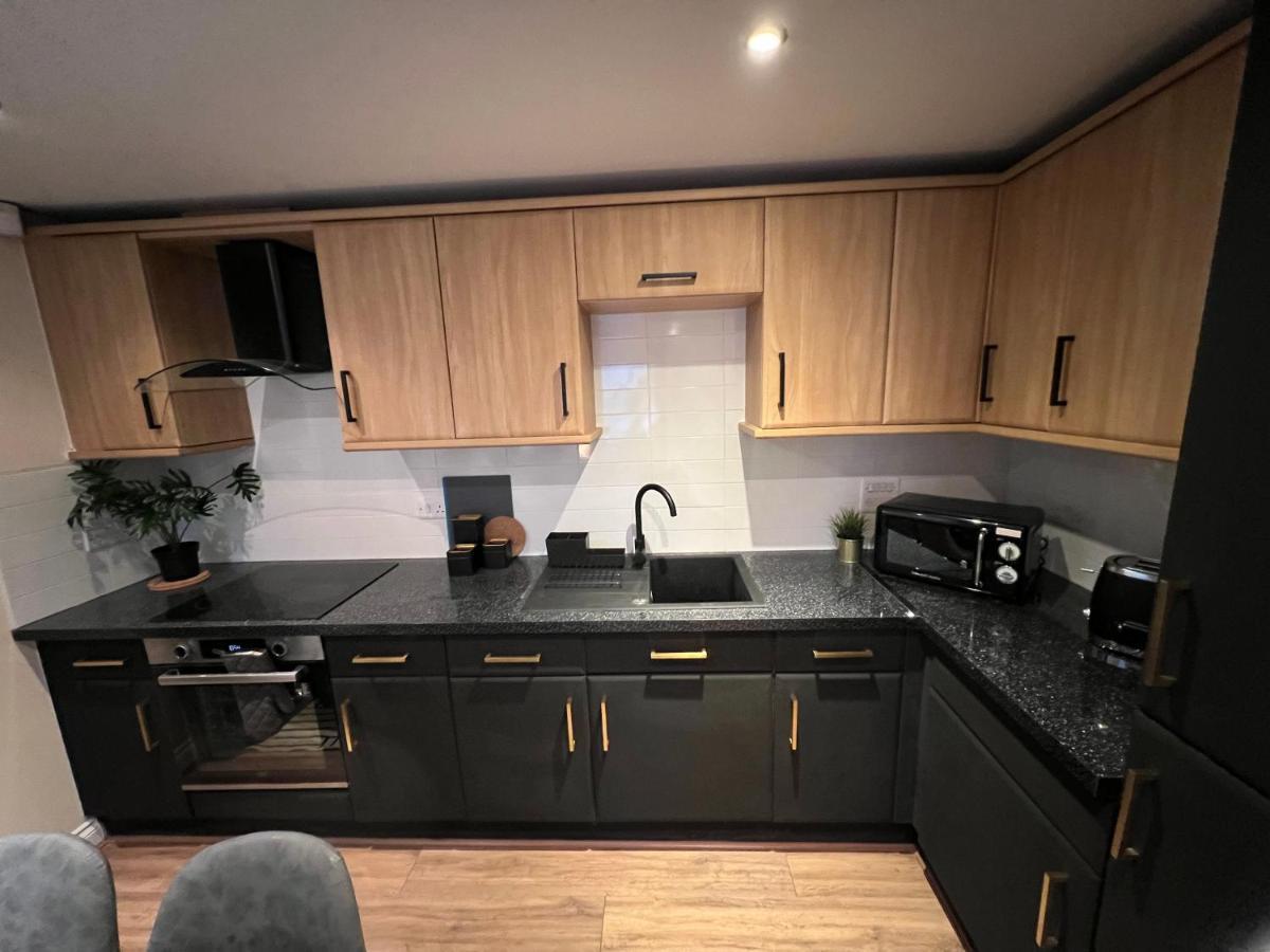 Modern 2 Bedroom Aesthetic Apt Manchester Exterior foto