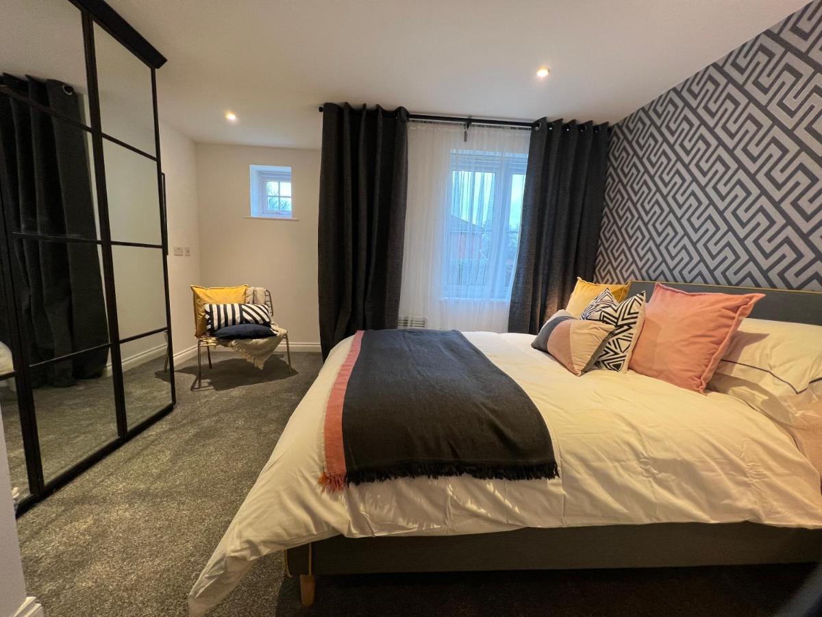 Modern 2 Bedroom Aesthetic Apt Manchester Exterior foto